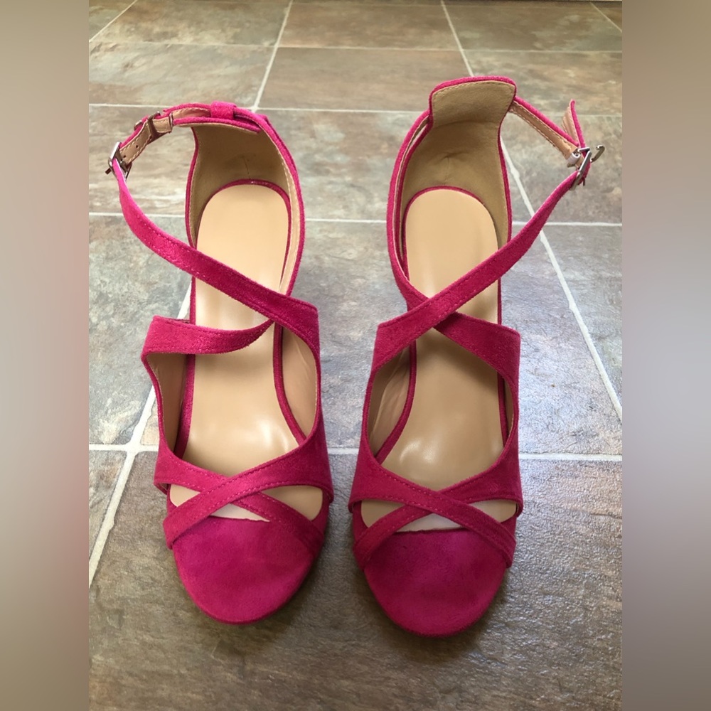 WOMENS CUTE HIGH HEEL SANDALS SIZE: US 8.5 - Picture 3 of 8